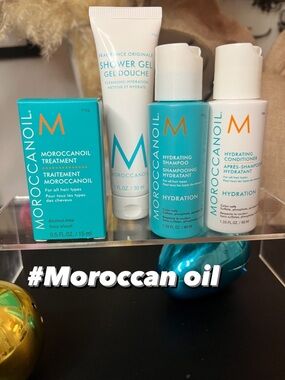Moroccanoil Hydration Mini Care Set - Turquoise & White NWT✨..